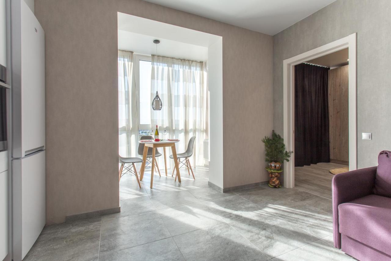 Complex Rogatinskiy Apartment *